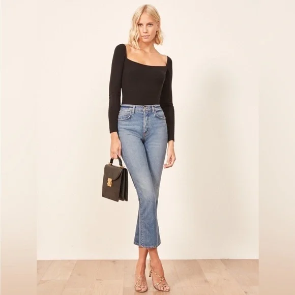 Reformation Jordi Kick Flare Jeans Size 30 [Preloved Boutique Denim] Like New! - Picture 2 of 5